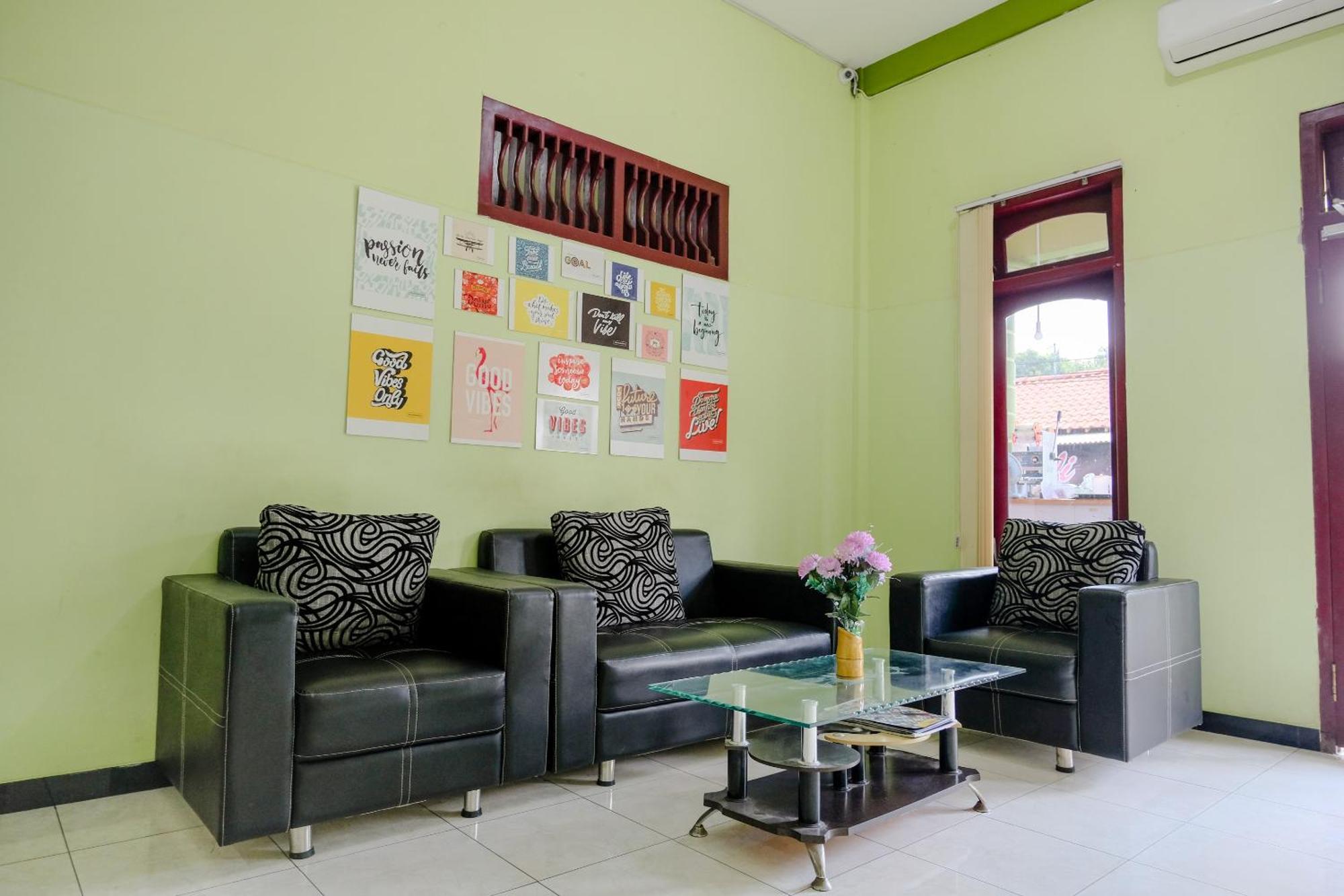 Oyo Life 2508 Alba Suites Homestay Syariah تولونغاغونغْ المظهر الخارجي الصورة
